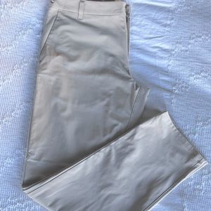 Lululemon Commission Classic Fit pant. Color: Trench. Size: 36/32.